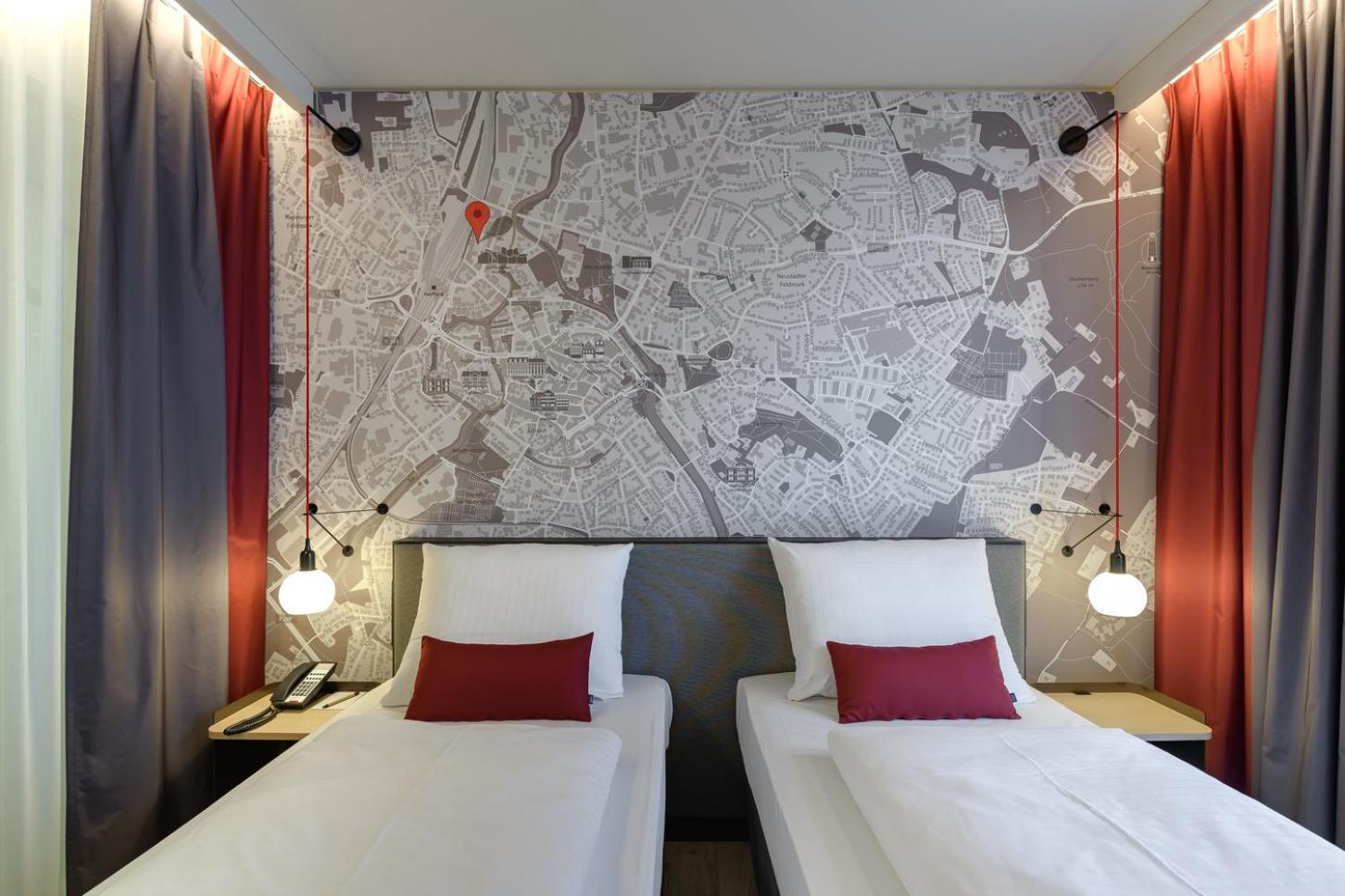 Intercityhotel ヘルフォルト エクステリア 写真