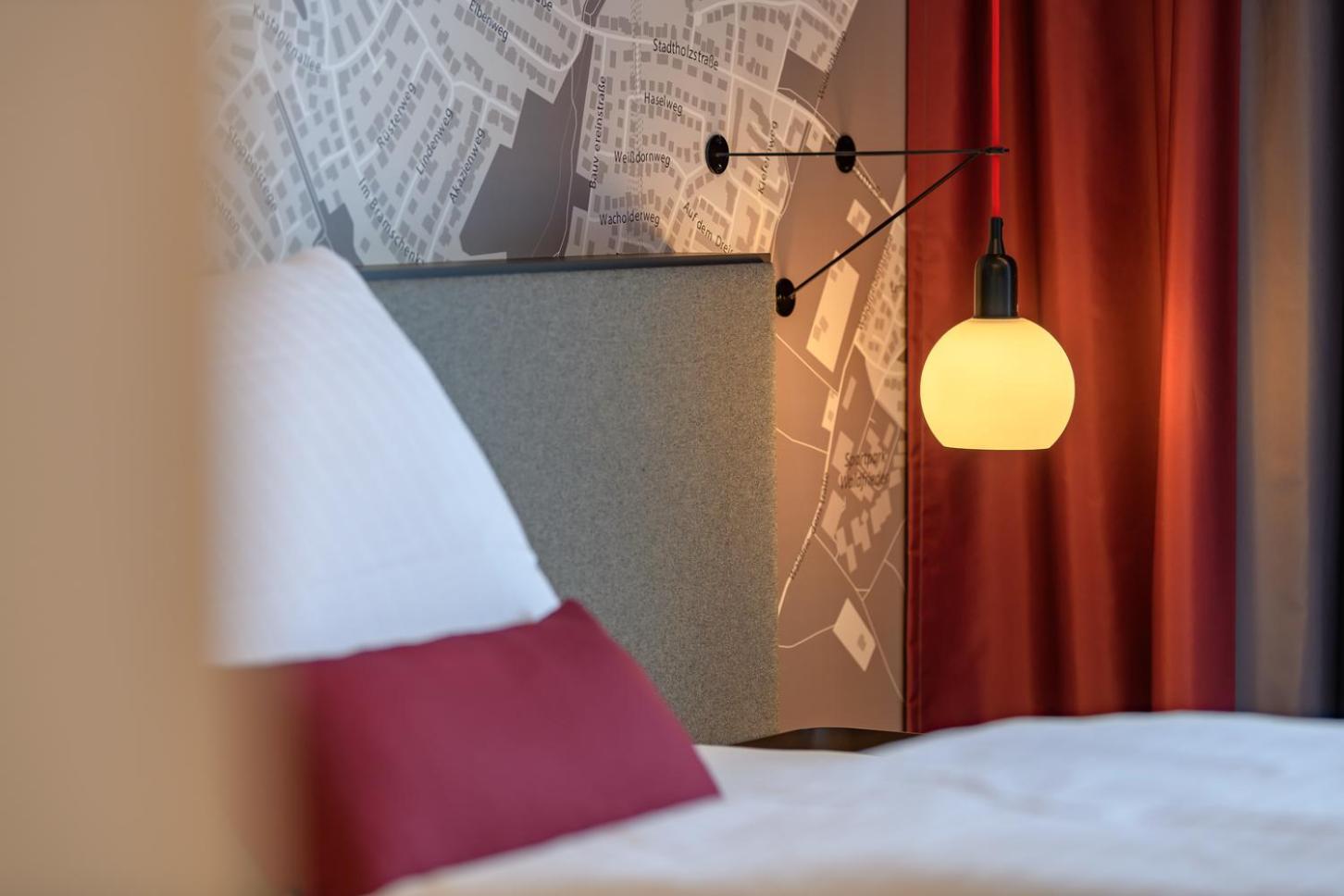 Intercityhotel ヘルフォルト エクステリア 写真