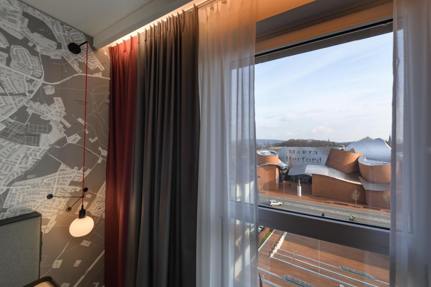 Intercityhotel ヘルフォルト エクステリア 写真